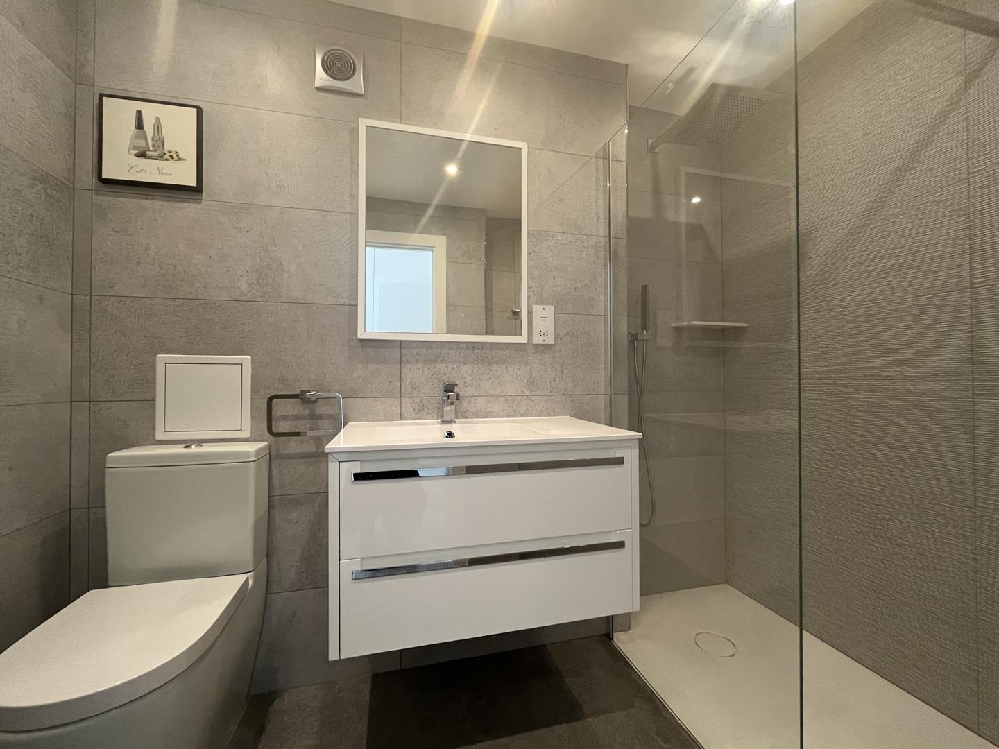  Image of Apartment - 2 Bedrooms - 2 Bathrooms for Rental in Watergardens-Gibraltar, Image 8